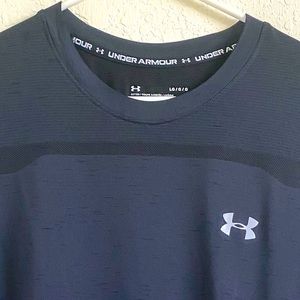 Under Armour t-shirt